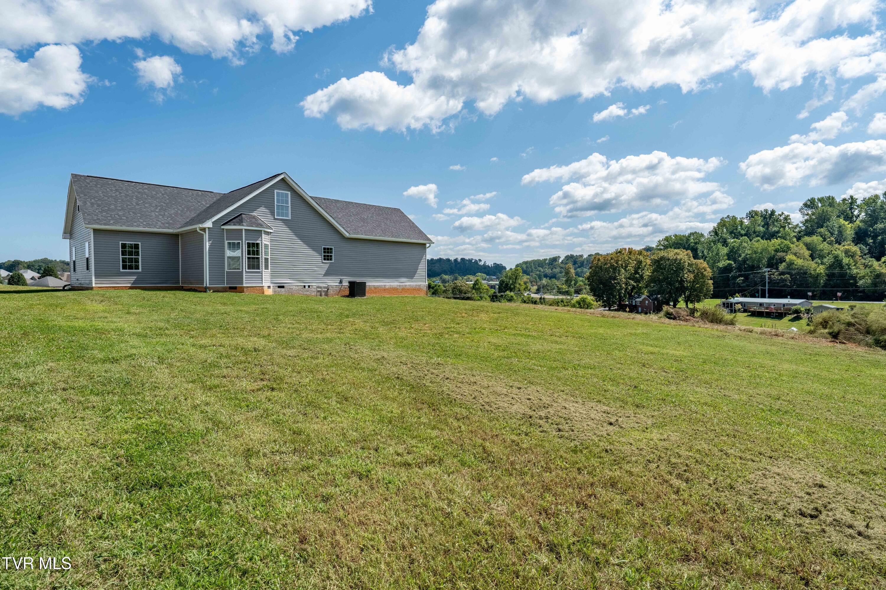 131 New Hope Road Jonesborough, TN 37659 - Photo 49 of 58 131 New Hope Road (24 of 28)