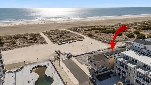 $405,000 | 422 Farragut Road, Unit 201, Wildwood Crest, NJ 08260