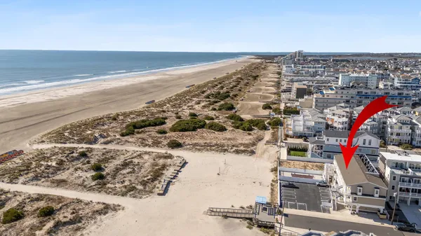 $405,000 | 422 Farragut Road, Unit 201, Wildwood Crest, NJ 08260