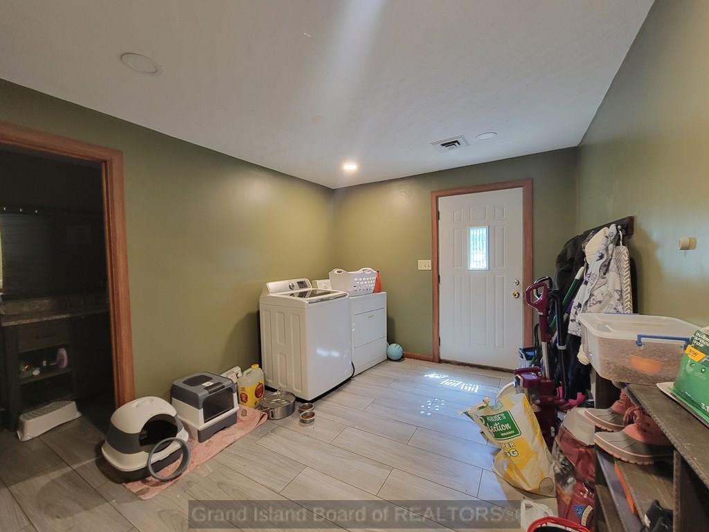4385 West Stolley Park Road Alda, NE 68810 - Photo 17 of 39 Gallery Image 17