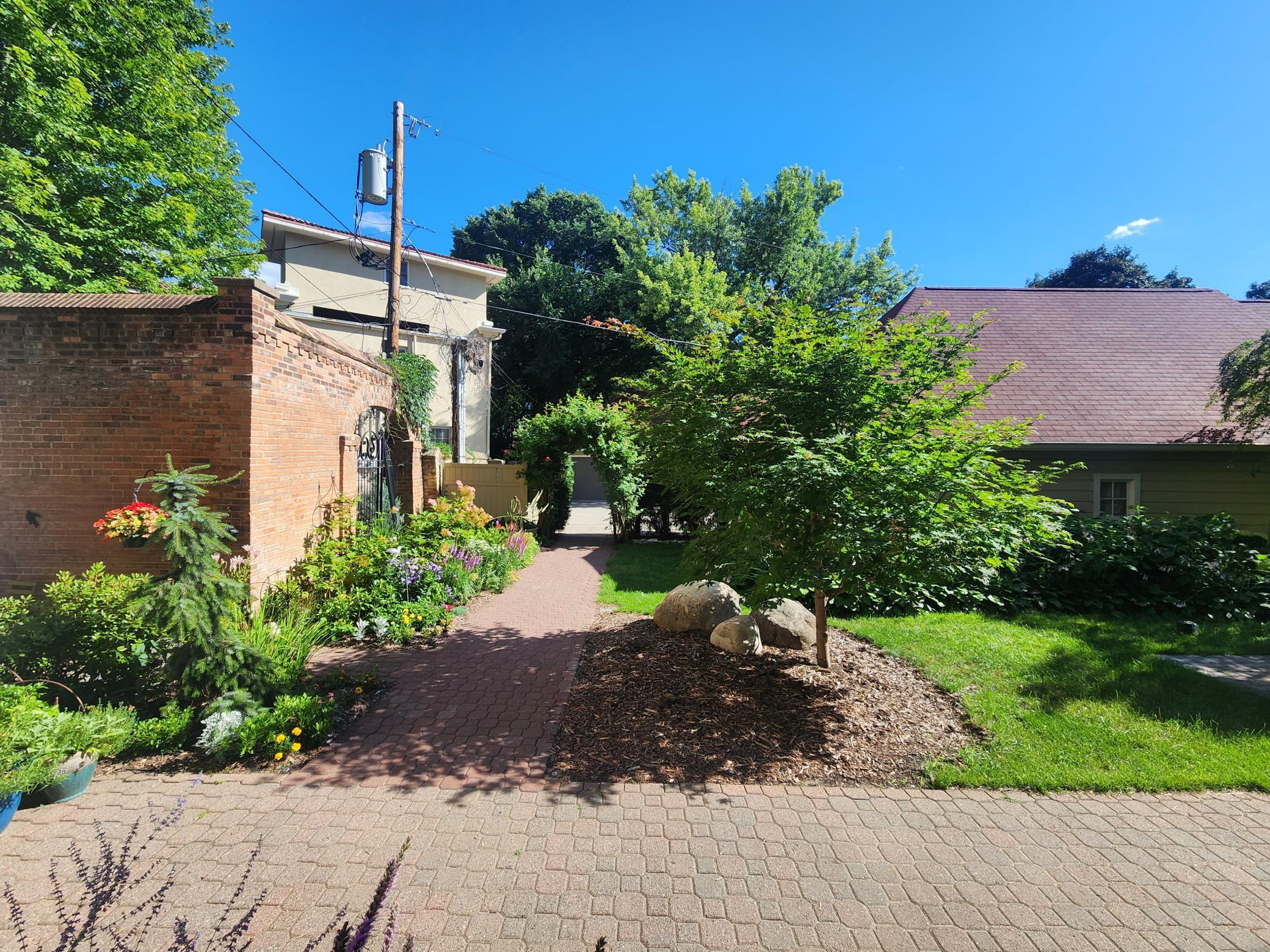 438 Portland Avenue, Unit 7 St. Paul, MN 55102 - Photo 52 of 60