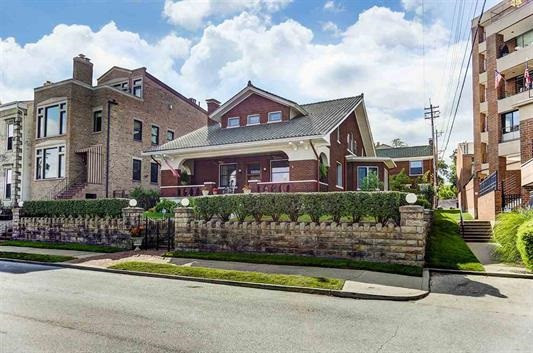 219 Riverside Drive Covington, KY 41011 - Photo 2 of 25