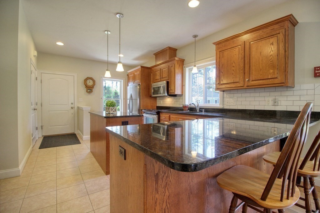 65 Wildwood Road, Unit 65 Norfolk, MA 02056 - Photo 6 of 22 Gallery Image 6
