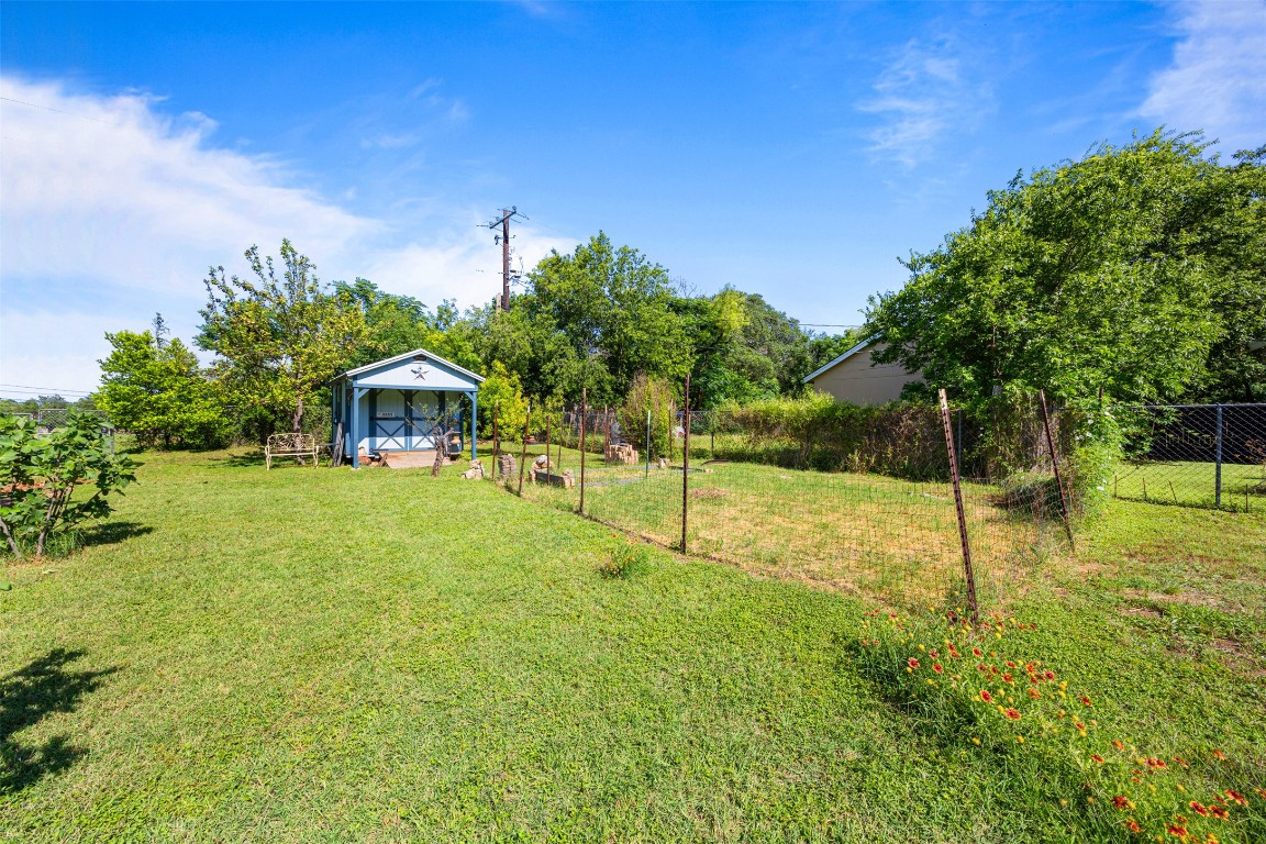 803 North Myrtle Street Georgetown, TX 78626 - Photo 29 of 40 View of yard with a storage shed