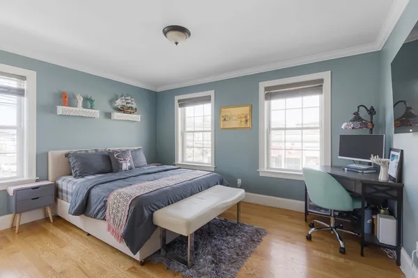 $3,900 | 42 Lexington Street, Unit 3, Waltham, MA 02451