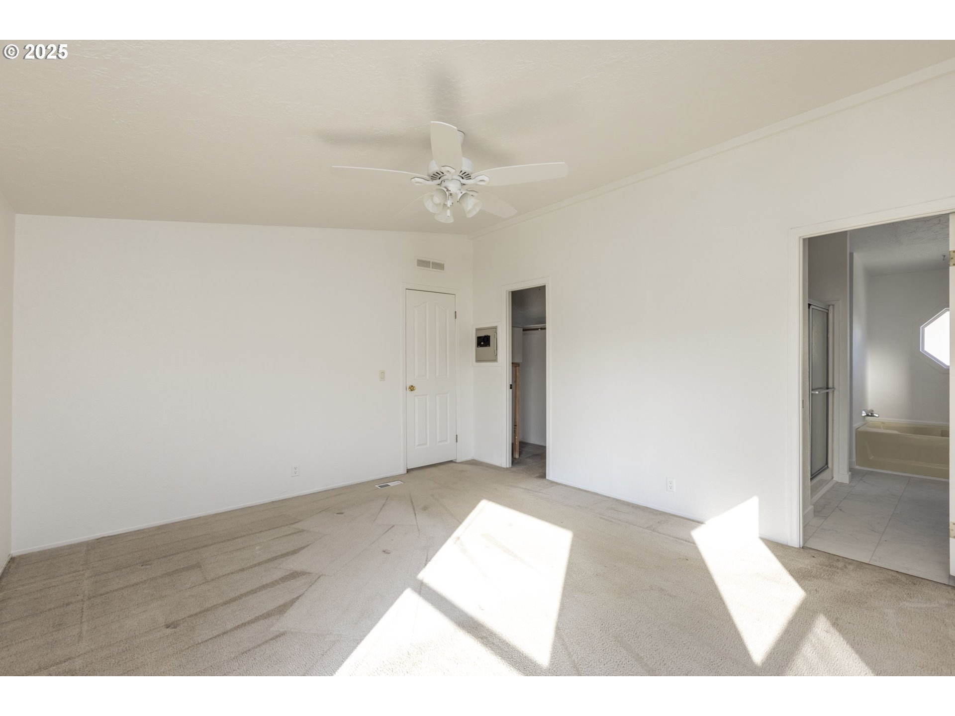 1949 Southeast Palmquist Road, Unit 80 Gresham, OR 97080 - Photo 12 of 35