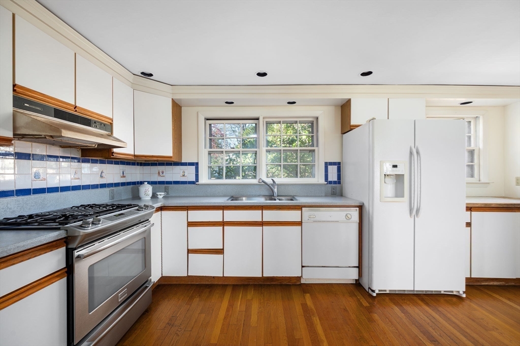 181 Jerusalem Road Cohasset, MA 02025 - Photo 15 of 21 Gallery Image 15