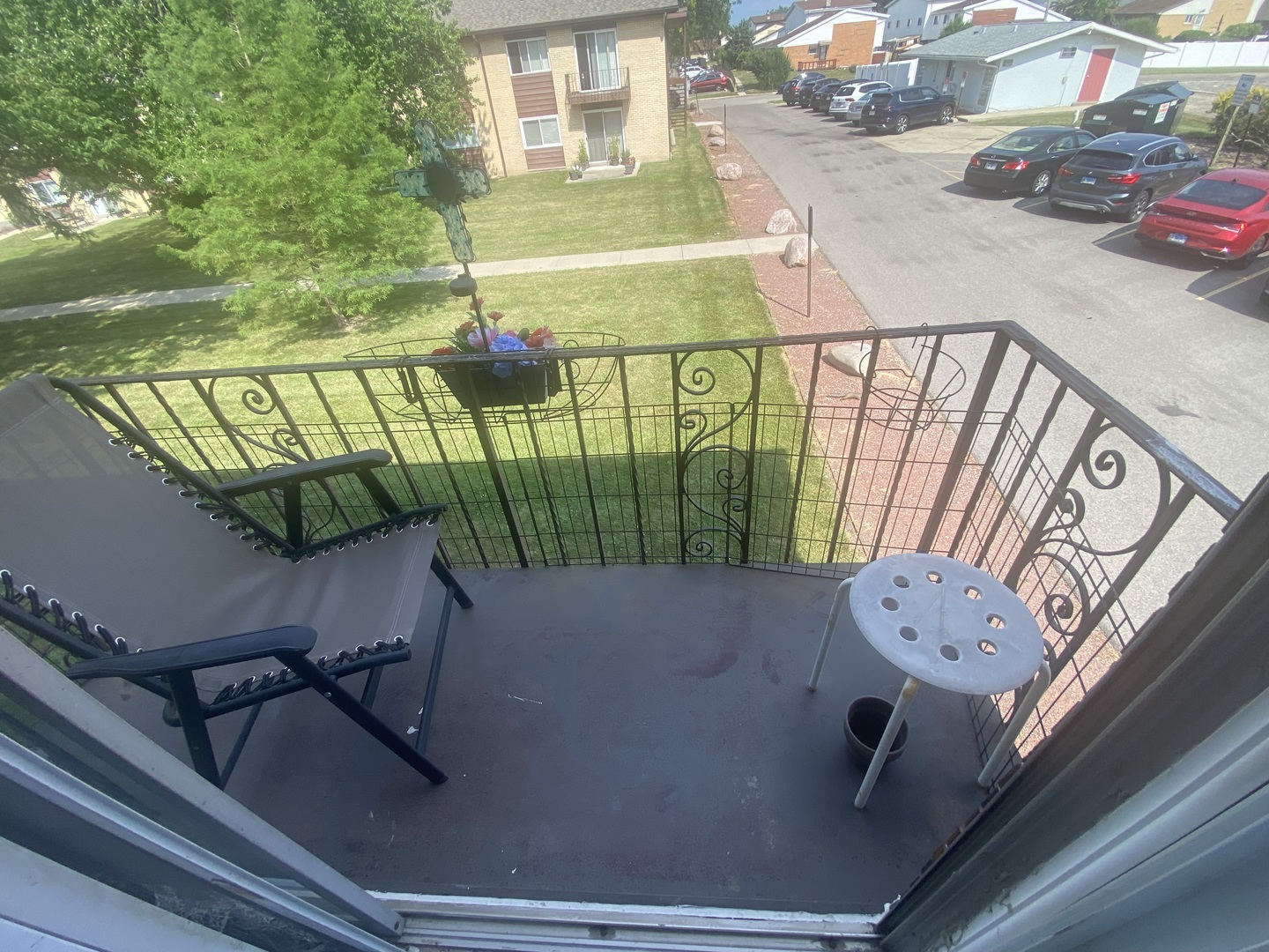 9581 Dee Road, Unit 2L Des Plaines, IL 60016 - Photo 29 of 31