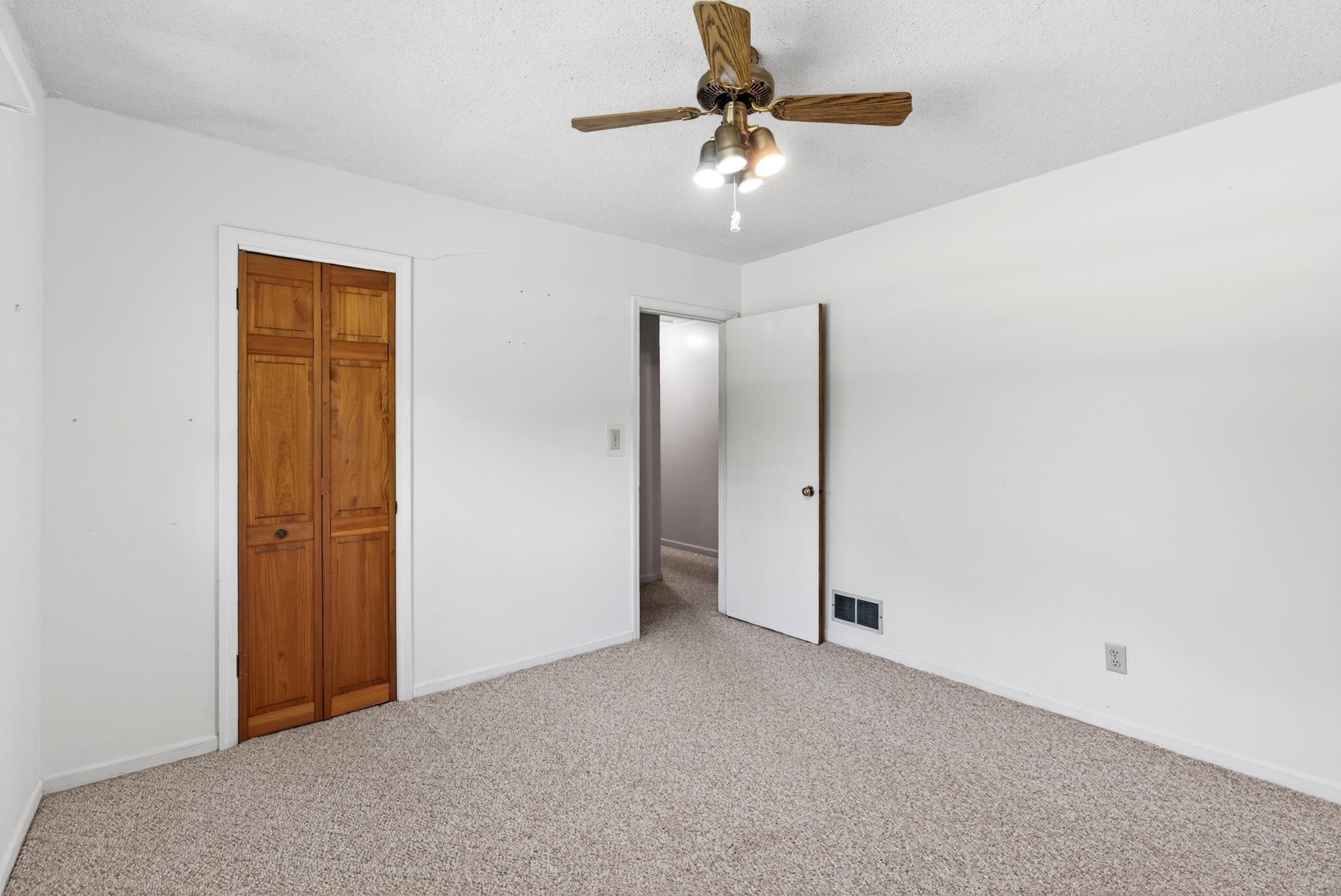 111 State Rd S-42-9220 Boiling Springs, SC 29316 - Photo 27 of 50 Gallery Image 27