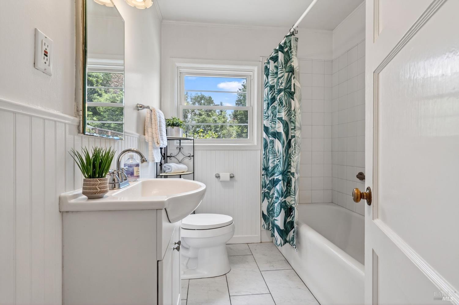 2022 Augustan Avenue Santa Rosa, CA 95404 - Photo 14 of 30