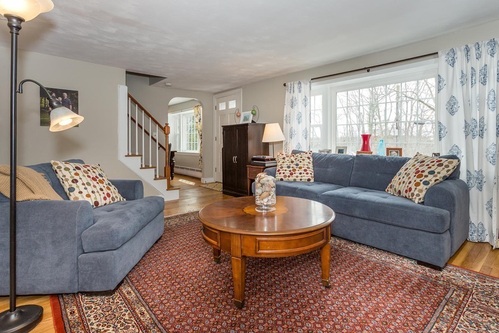 18 Roberts Road Canton, MA 02021 - Photo 7 of 19 Gallery Image 7