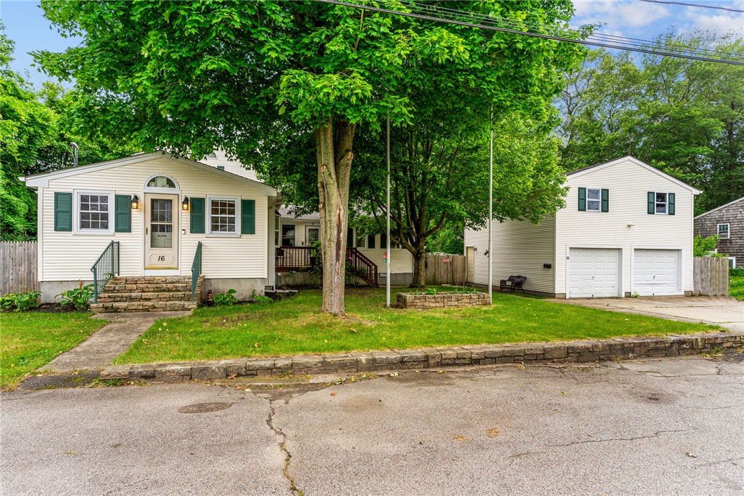 16 Spectacle Avenue Warwick, RI 02888 - Photo 1 of 35 Gallery Image 1