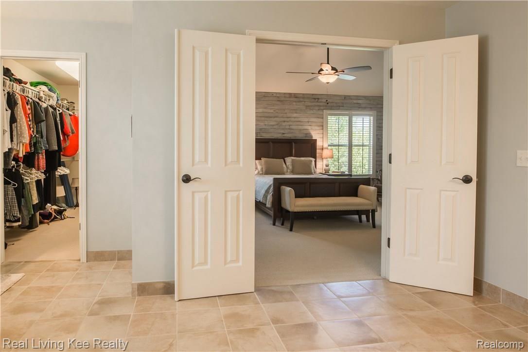 4120 Plum Lane Rochester, MI 48306 - Photo 27 of 49 4120PlumLane-24 Master suite.jpg