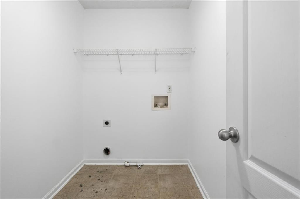 640 Howell Drive Locust Grove, GA 30248 - Photo 16 of 41 a view of a small space