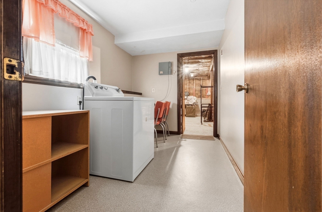 32 Criterion Street Reading, MA 01867 - Photo 7 of 9 Gallery Image 7