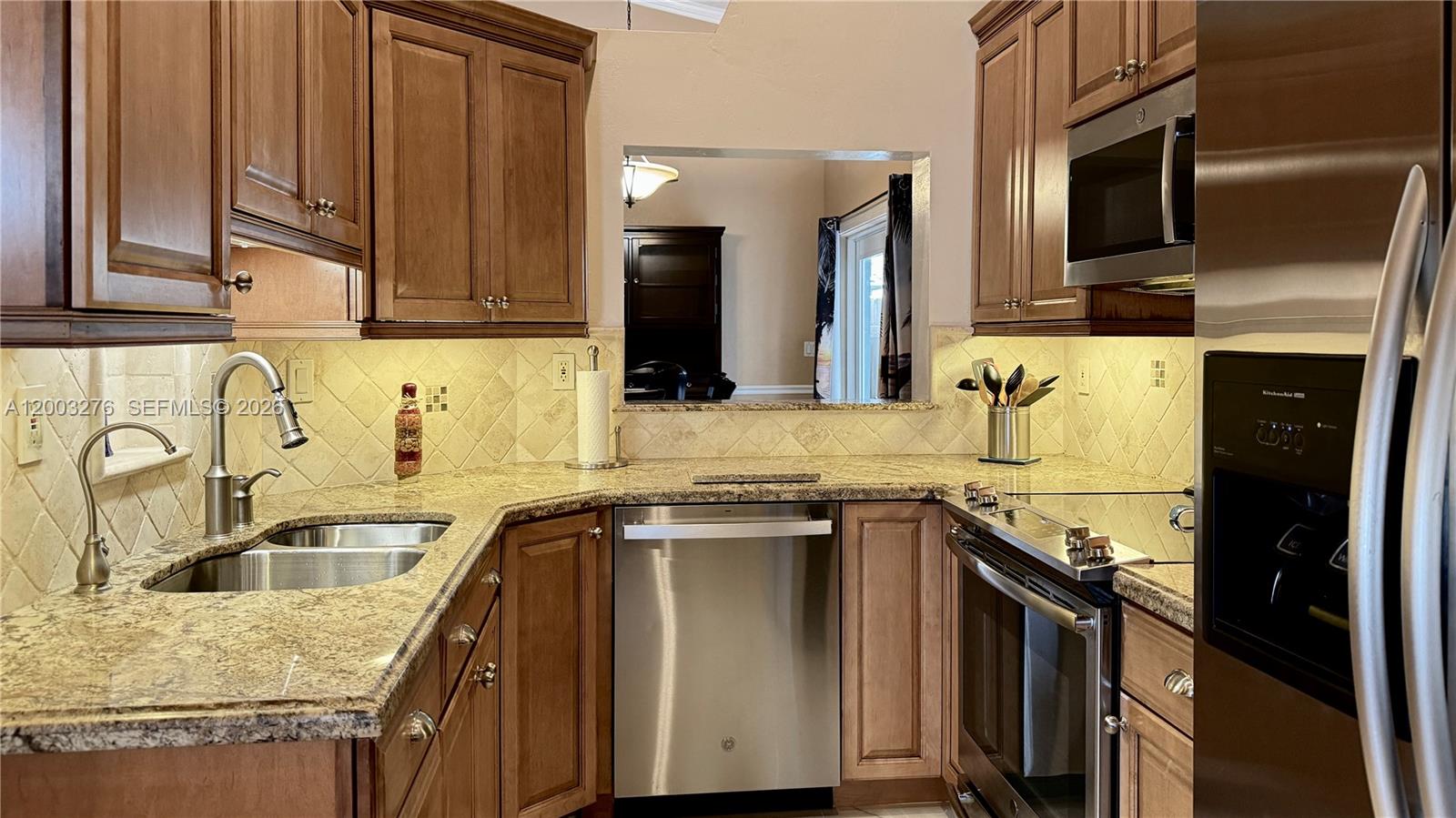 14638 Southwest 128th Court Road Miami, FL 33186 - Photo 3 of 23