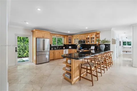 $2,850,000 | 10235 Southwest 58th Court, Pinecrest, FL 33156