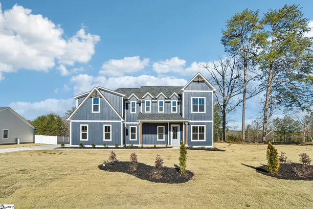 $645,000 | 1515 South Blackstock Road, Landrum, SC 29356