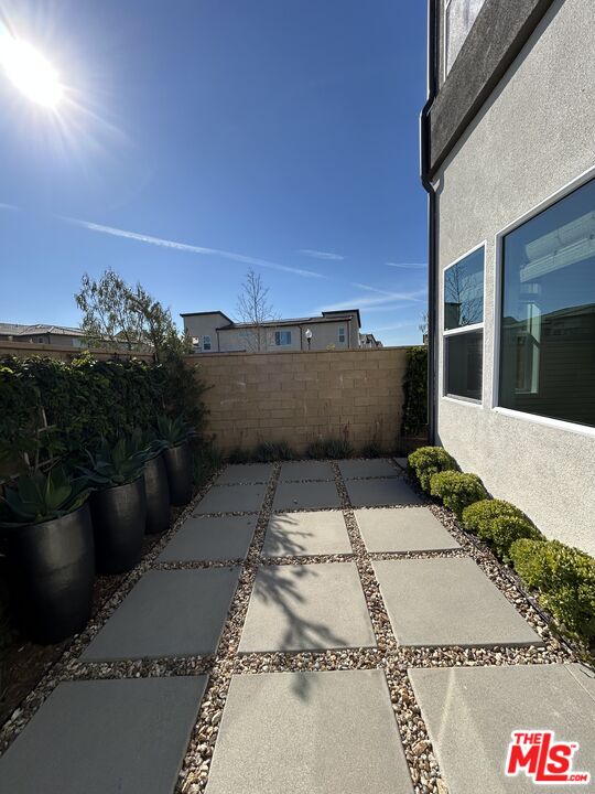 406 Clipper Irvine, CA 92618 - Photo 21 of 22