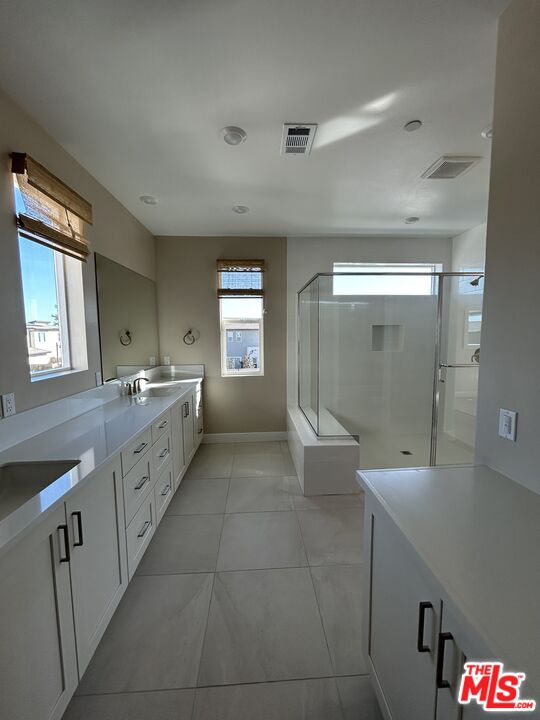 406 Clipper Irvine, CA 92618 - Photo 9 of 22