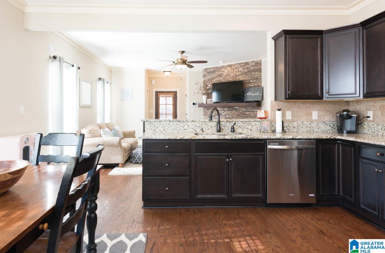 109 Sitton Circle Sterrett, AL 35147 - Photo 4 of 25