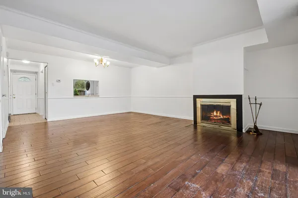 $2,600 | 10 Pine Bark Court, Unit 10, Cockeysville, MD 21030