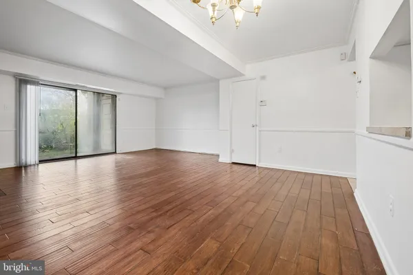 $2,600 | 10 Pine Bark Court, Unit 10, Cockeysville, MD 21030