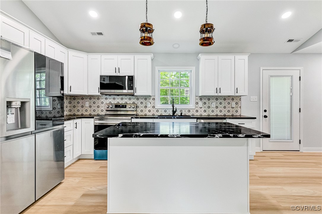 12126 Longleaf Road Ruther Glen, VA 22546 - Photo 4 of 35 Gallery Image 4