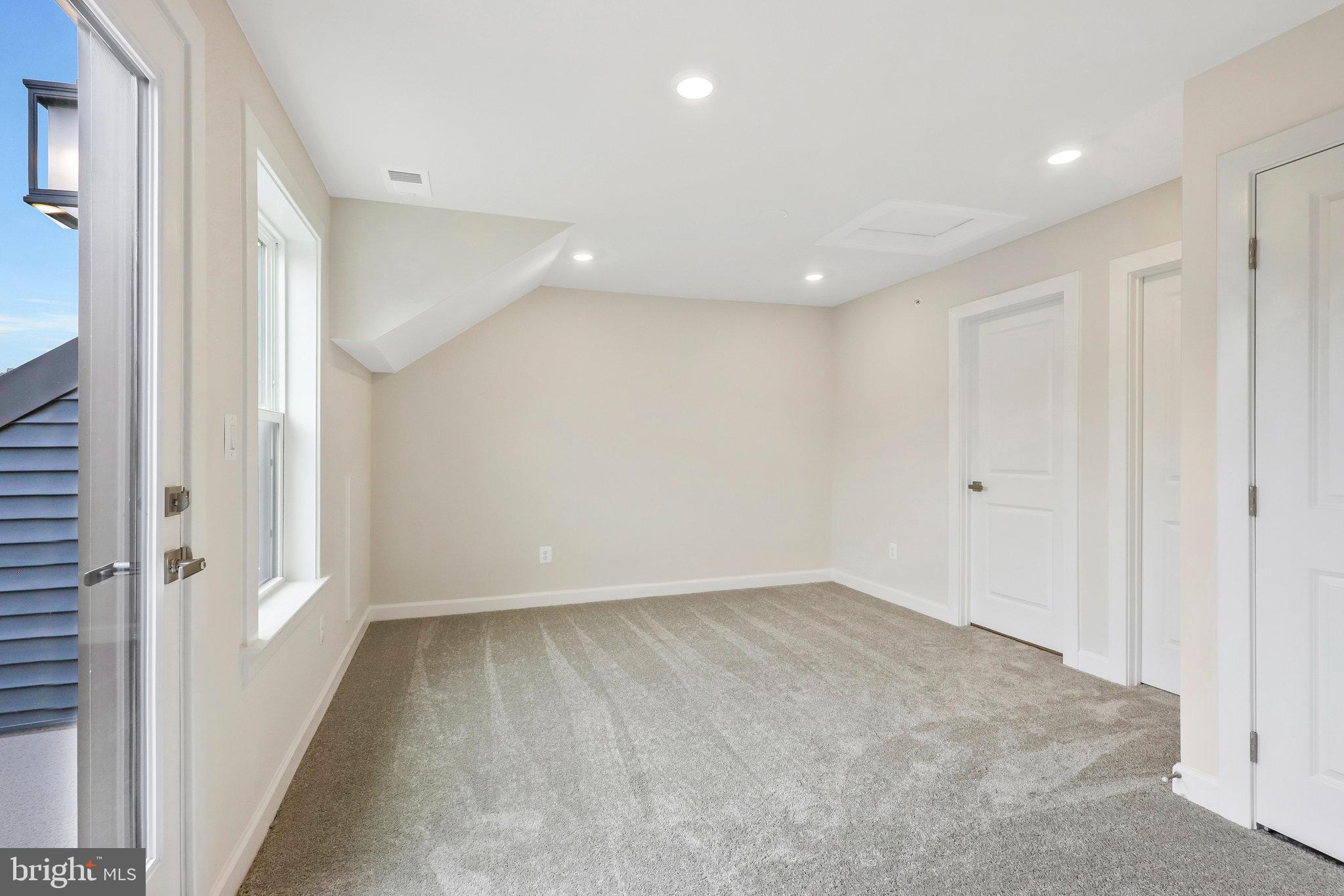 5309 8th Road South Arlington, VA 22204 - Photo 31 of 48 Gallery Image 31