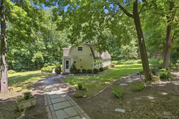 $579,000 | 4 Stillwood Road, Cornwall-on-Hudson, NY 12520