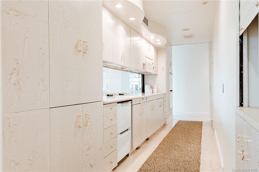 1530 Queens Road, Unit 2 Charlotte, NC 28207 - Photo 7 of 30 Gallery Image 7