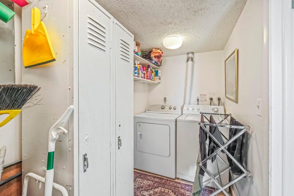 755 Dotterel Road, Unit 1105 Delray Beach, FL 33444 - Photo 18 of 24 Laundry 1105
