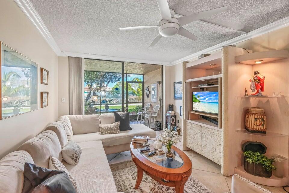 755 Dotterel Road, Unit 1105 Delray Beach, FL 33444 - Photo 6 of 24 Living 2 1005