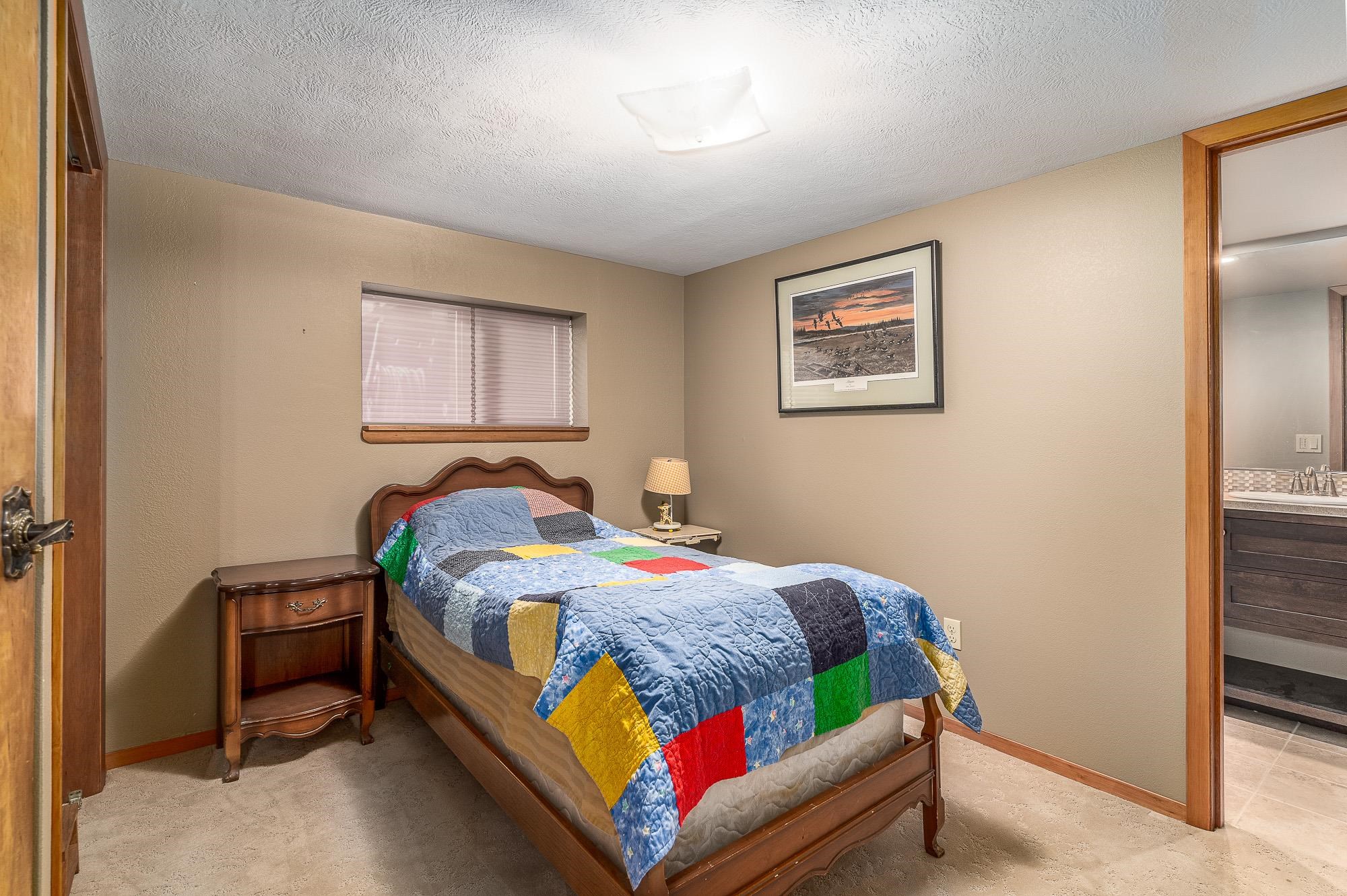 10612 East 46th Avenue Spokane, WA 99206 - Photo 21 of 38