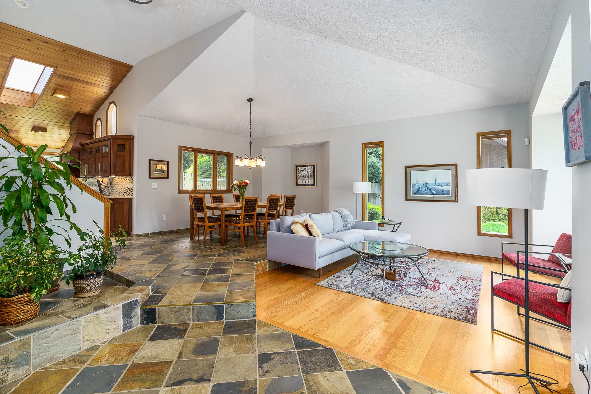 10612 East 46th Avenue Spokane, WA 99206 - Photo 3 of 38