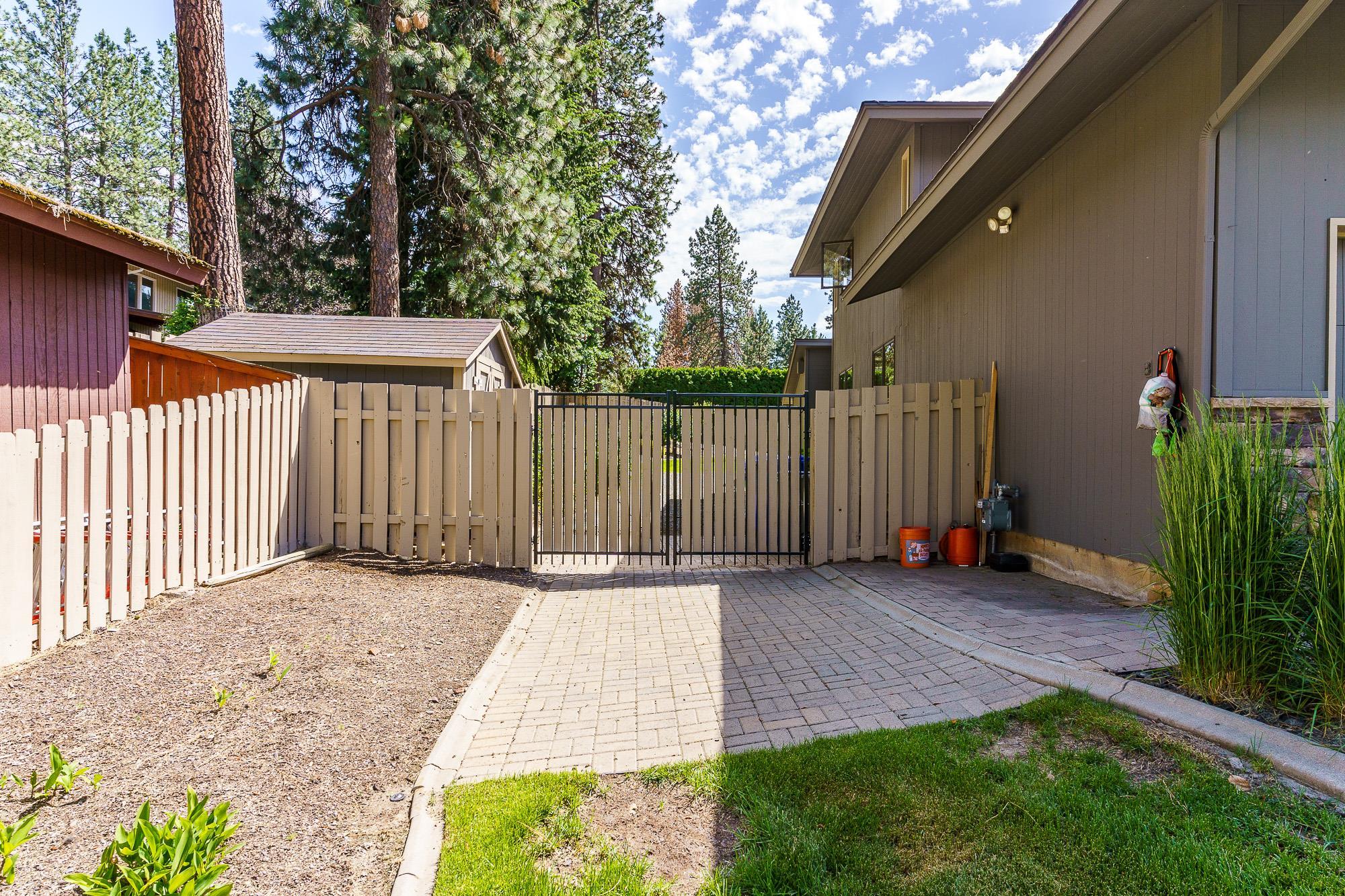 10612 East 46th Avenue Spokane, WA 99206 - Photo 34 of 38