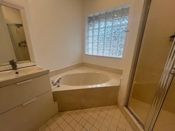 $2,900 | 16360 Malibu Drive, Weston, FL 33326