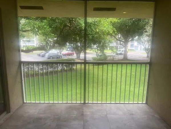 $2,900 | 16360 Malibu Drive, Weston, FL 33326