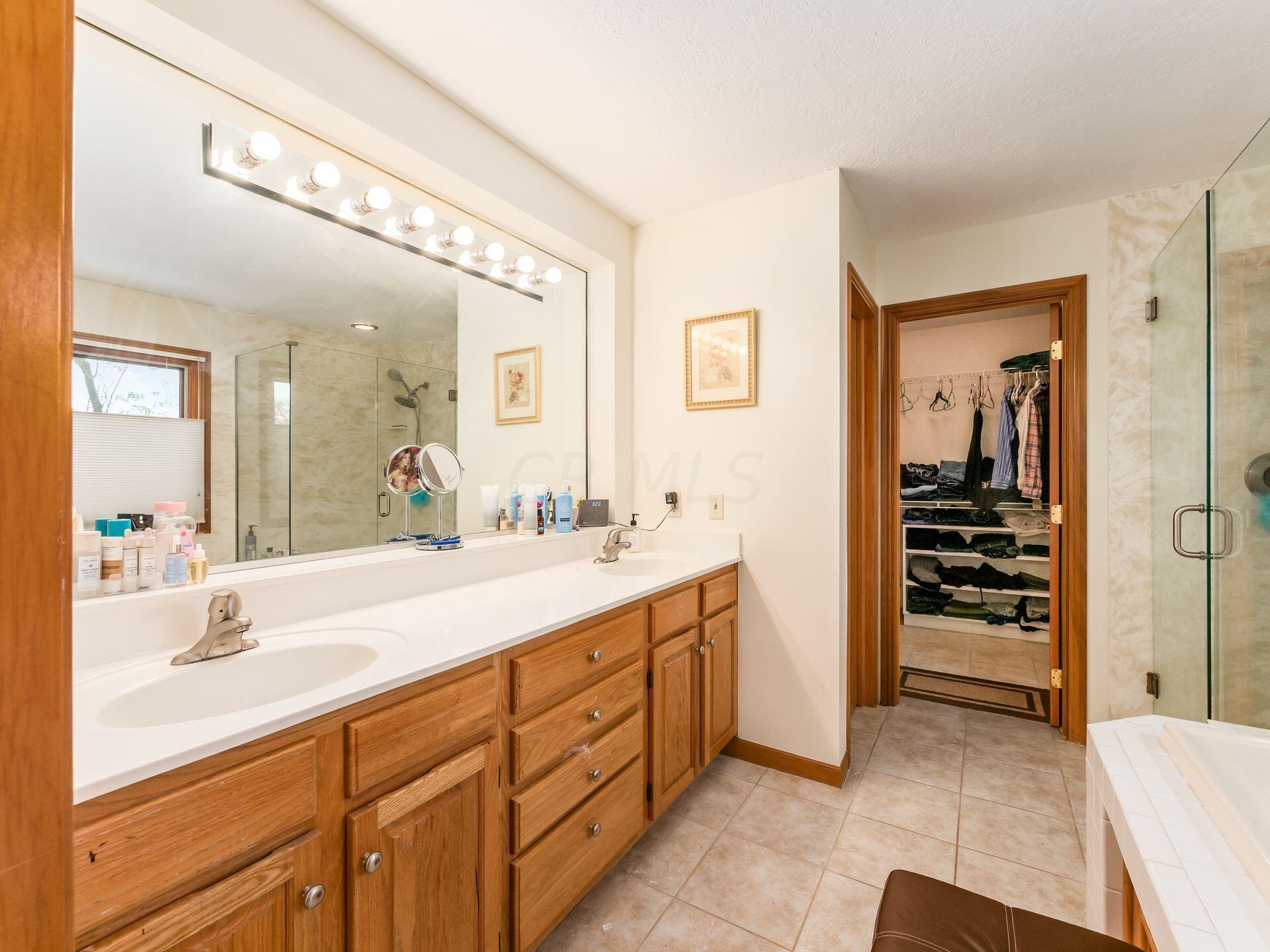 388 Beecher Road Columbus, OH 43230 - Photo 29 of 71 Owner's Vanity - Dual Sinks