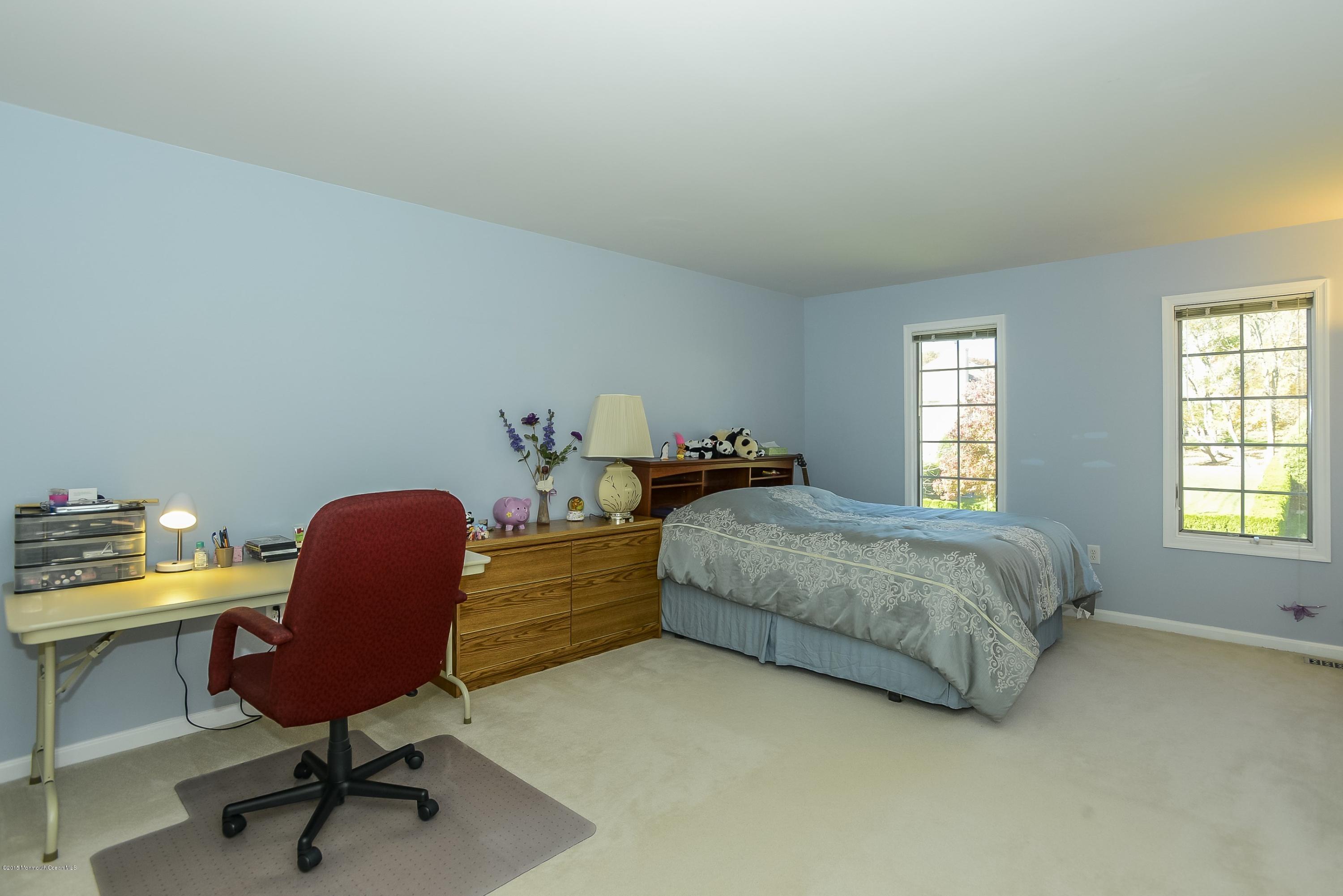 211 Yellowknife Road Morganville, NJ 07751 - Photo 21 of 27 022_Bedroom