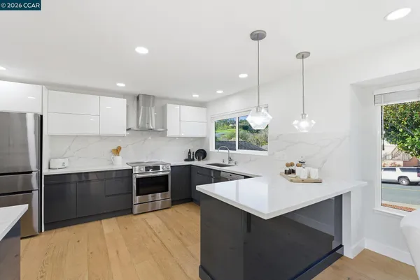 $1,995,000 | 89 Greenfield Drive, Moraga, CA 94556