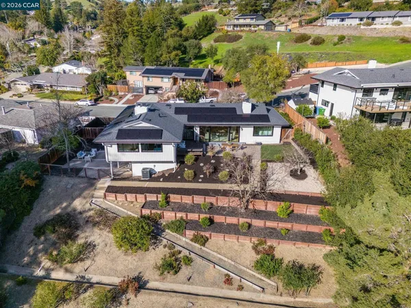 $1,995,000 | 89 Greenfield Drive, Moraga, CA 94556
