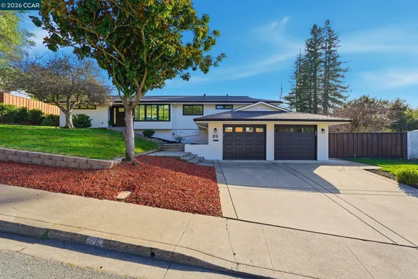 $1,995,000 | 89 Greenfield Drive, Moraga, CA 94556