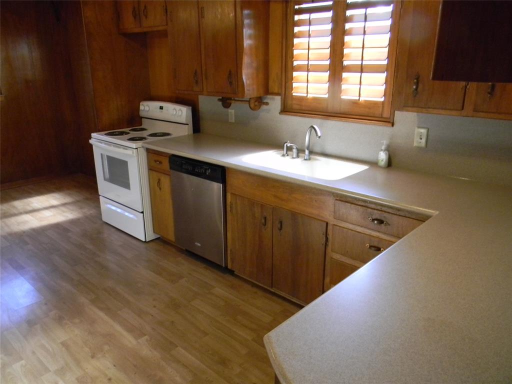 7400 Ball Road Forest Hill, TX 76140 - Photo 7 of 17 Gallery Image 7