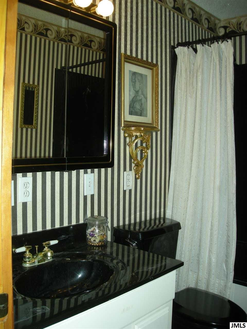 8824 Mathews Road Spring Arbor, MI 49283 - Photo 17 of 27 Photo 17