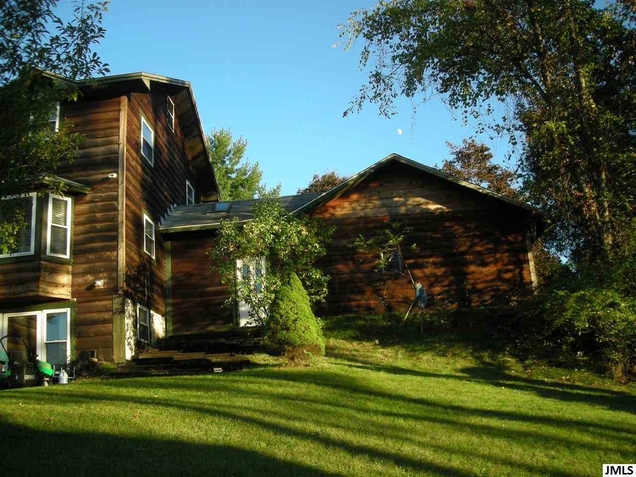 8824 Mathews Road Spring Arbor, MI 49283 - Photo 3 of 27 Photo 3