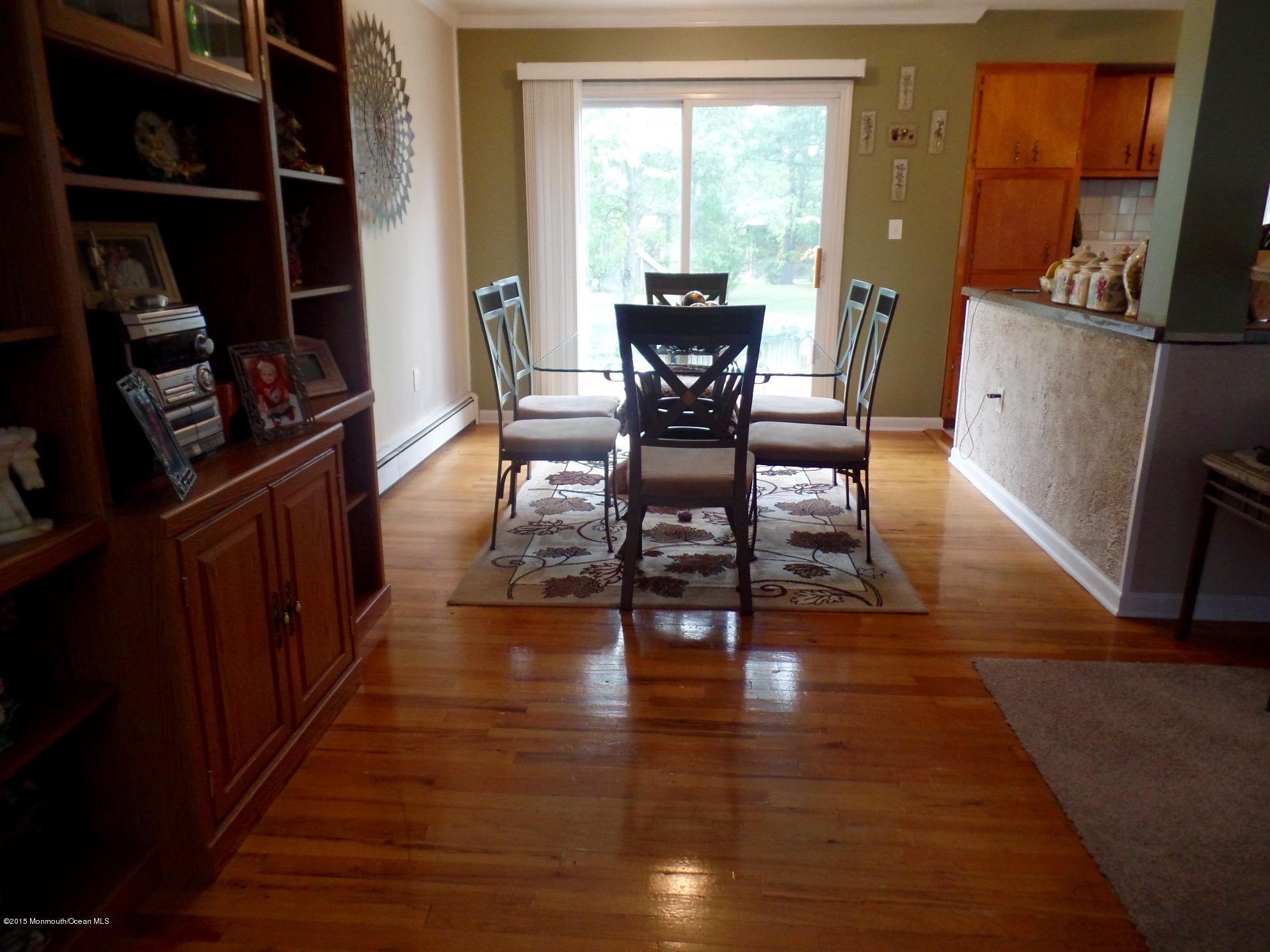 1 Oak Drive Jackson, NJ 08527 - Photo 11 of 20 DR to sliders