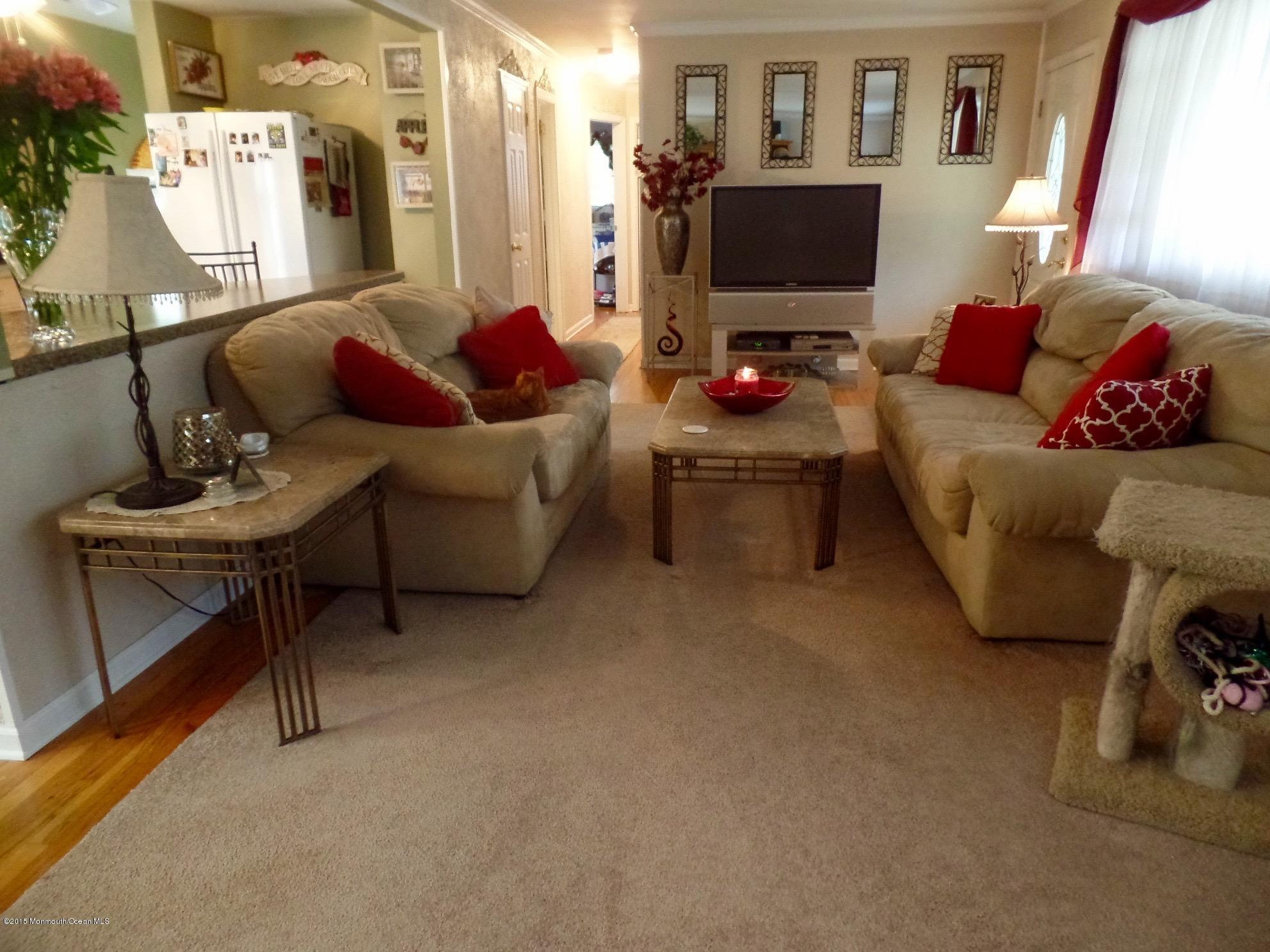 1 Oak Drive Jackson, NJ 08527 - Photo 5 of 20 living room 2