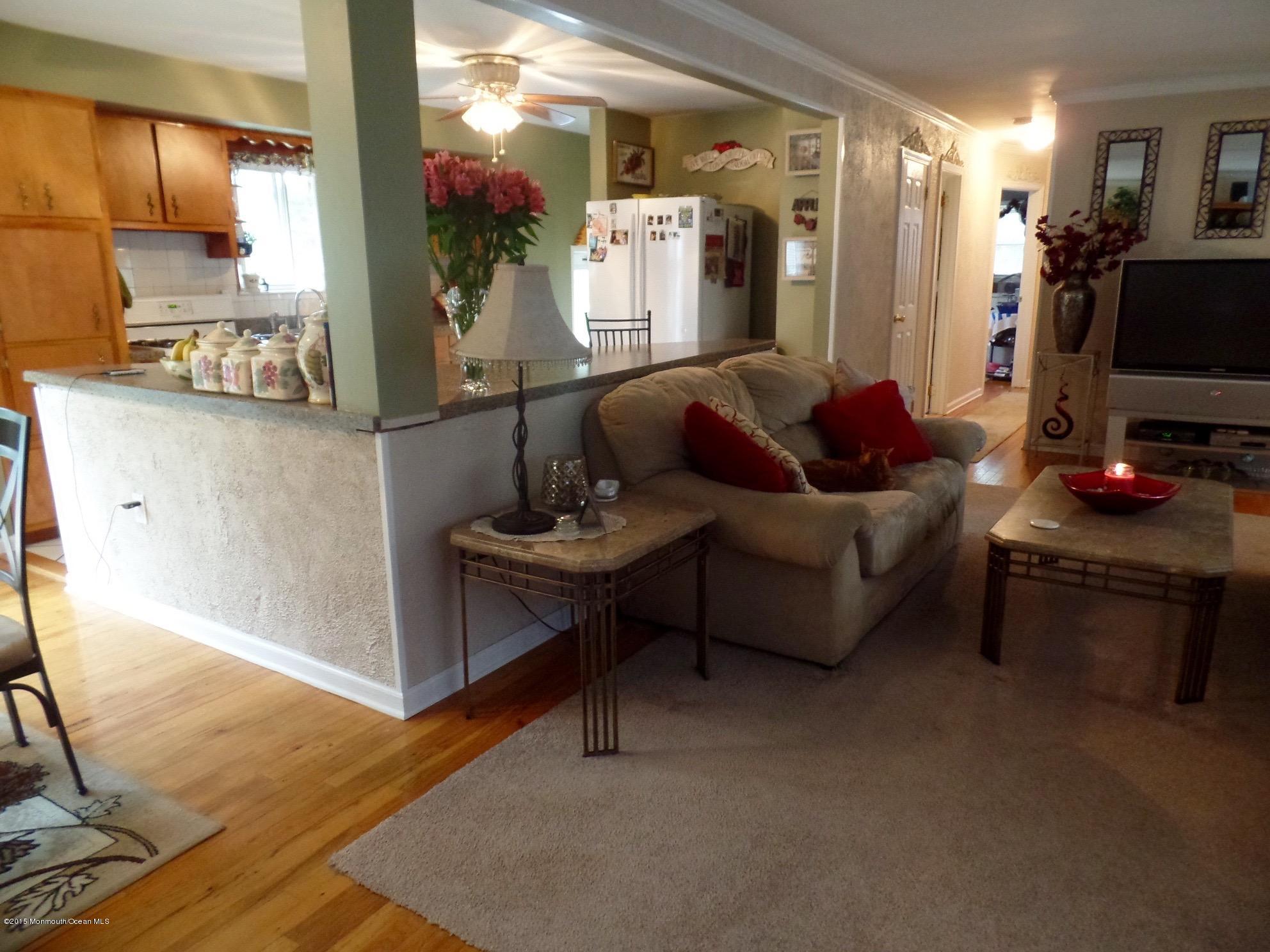 1 Oak Drive Jackson, NJ 08527 - Photo 6 of 20 Gallery Image 6