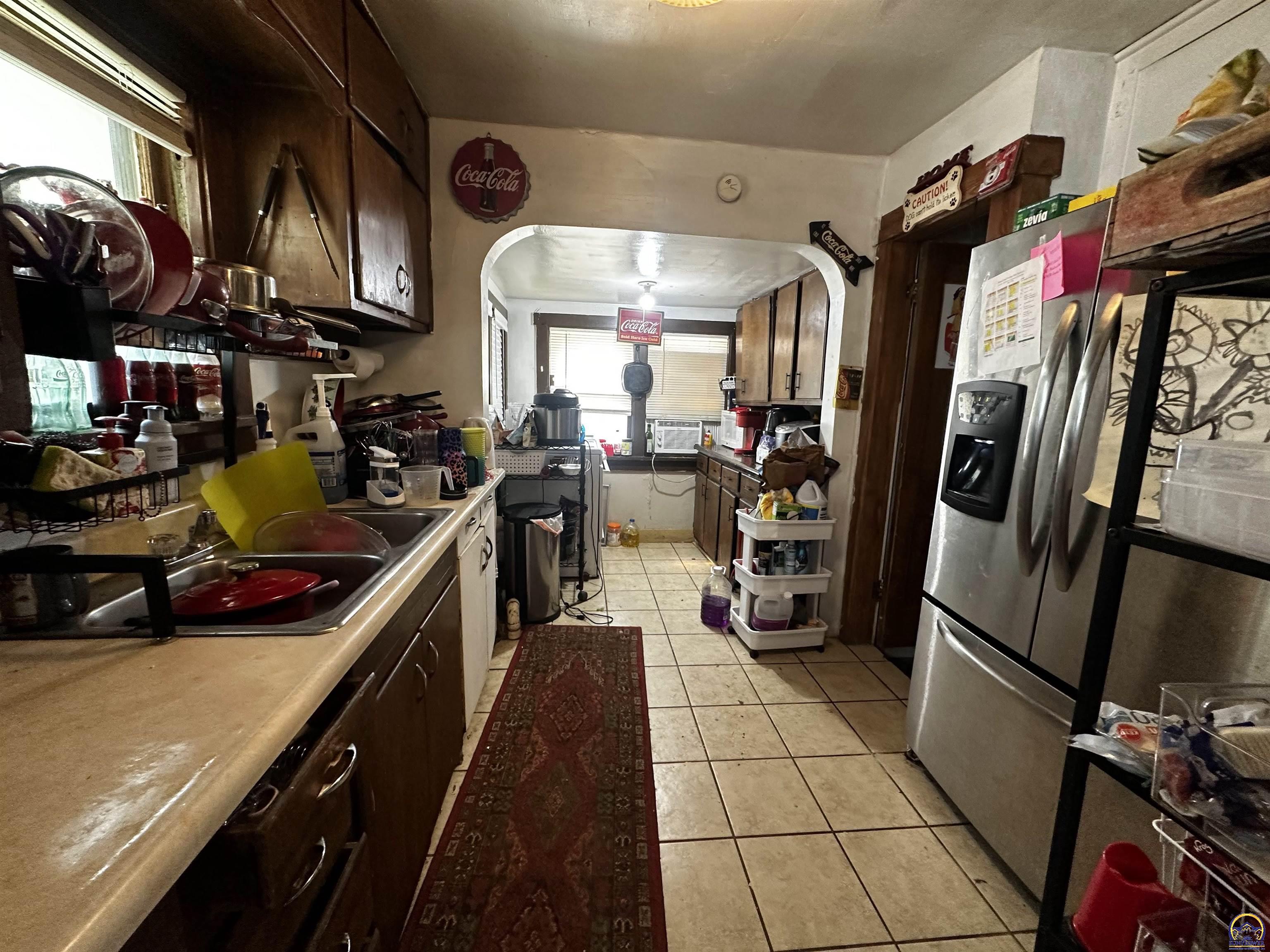 811 Southeast Branner Street Topeka, KS 66607 - Photo 17 of 34